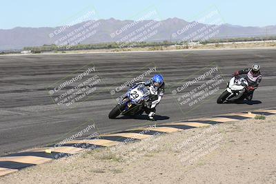 media/Jan-16-2026-CVMA Friday Practice (Fri) [[6f2bf47531]]/5-Racer 4-Trackday1/Session 2 (Bowl)/